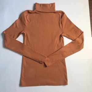 Camel brown turtleneck